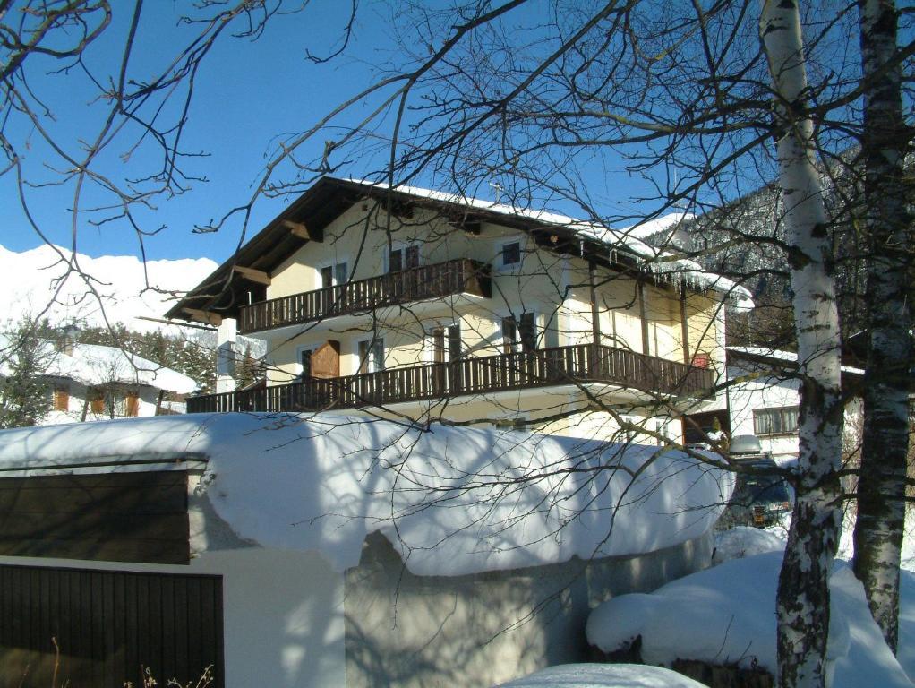 Appartementhaus Bergland Obsteig Eksteriør bilde